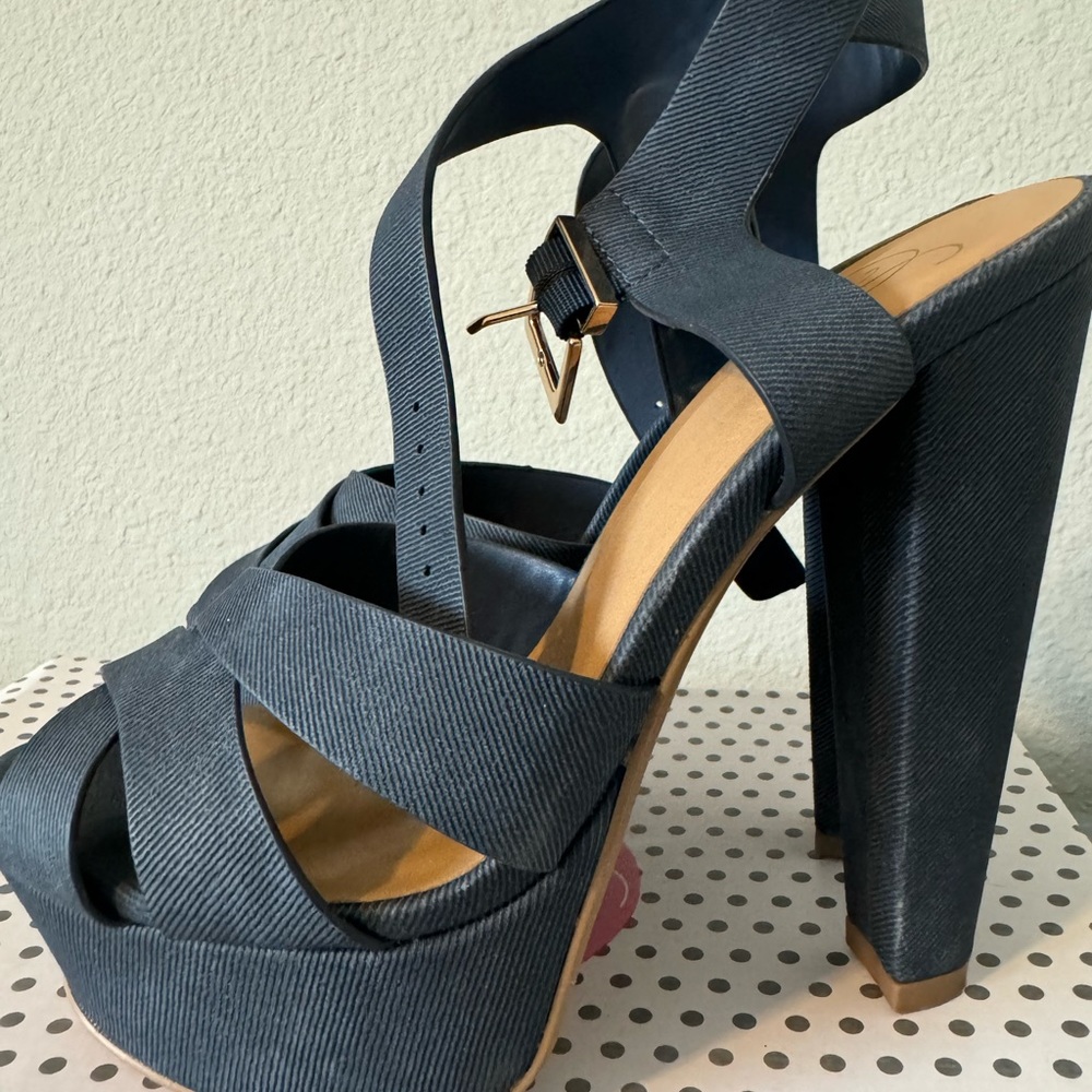 Heart in D Brand Denim Heels Size 7.5